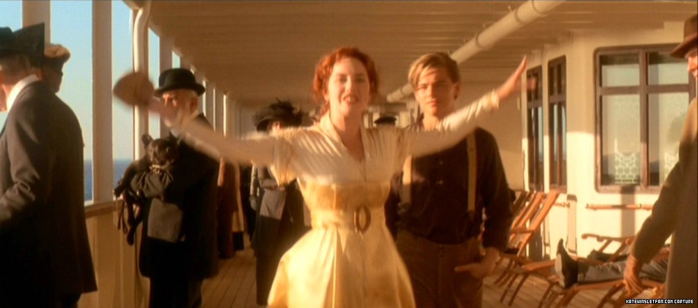 titanic_deleted-scenes_roses-dreams_015